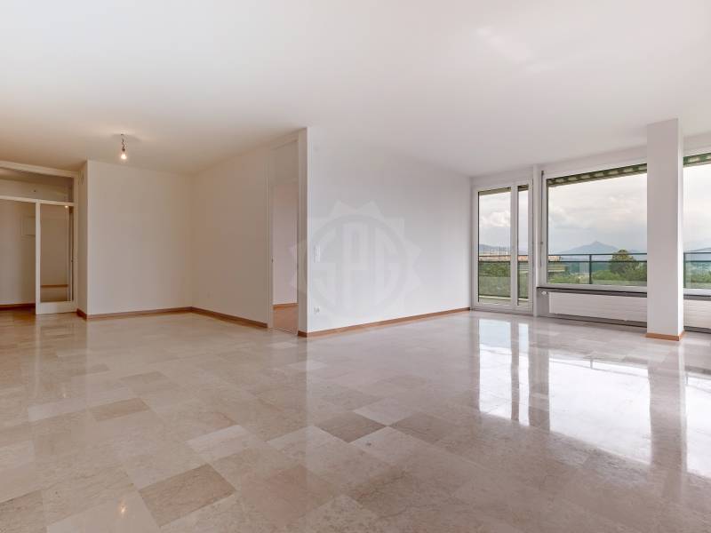 6 ½ rooms apartment, foto 4 di 9