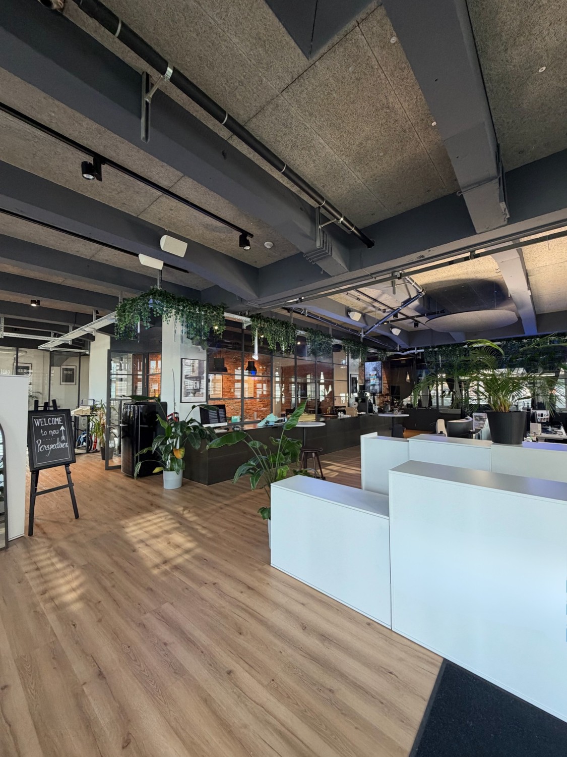 452m² ufficio