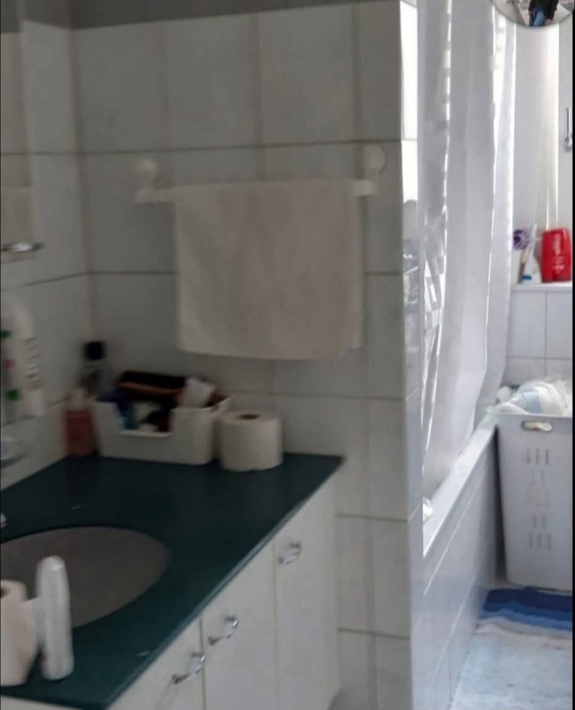 Camera in un appartamento condiviso, foto 4 di 4