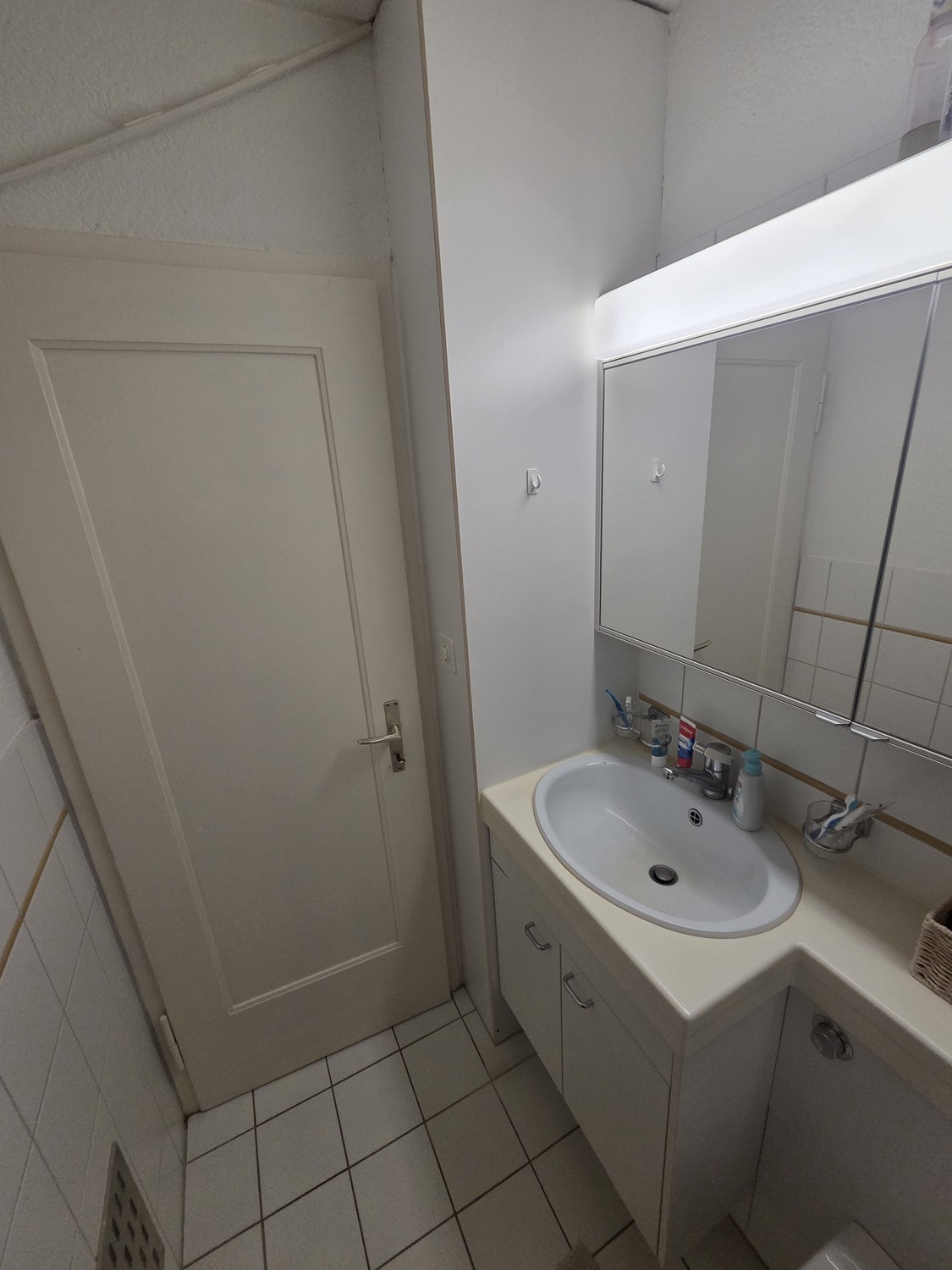 Stanza in un appartamento condiviso, foto 6 di 8