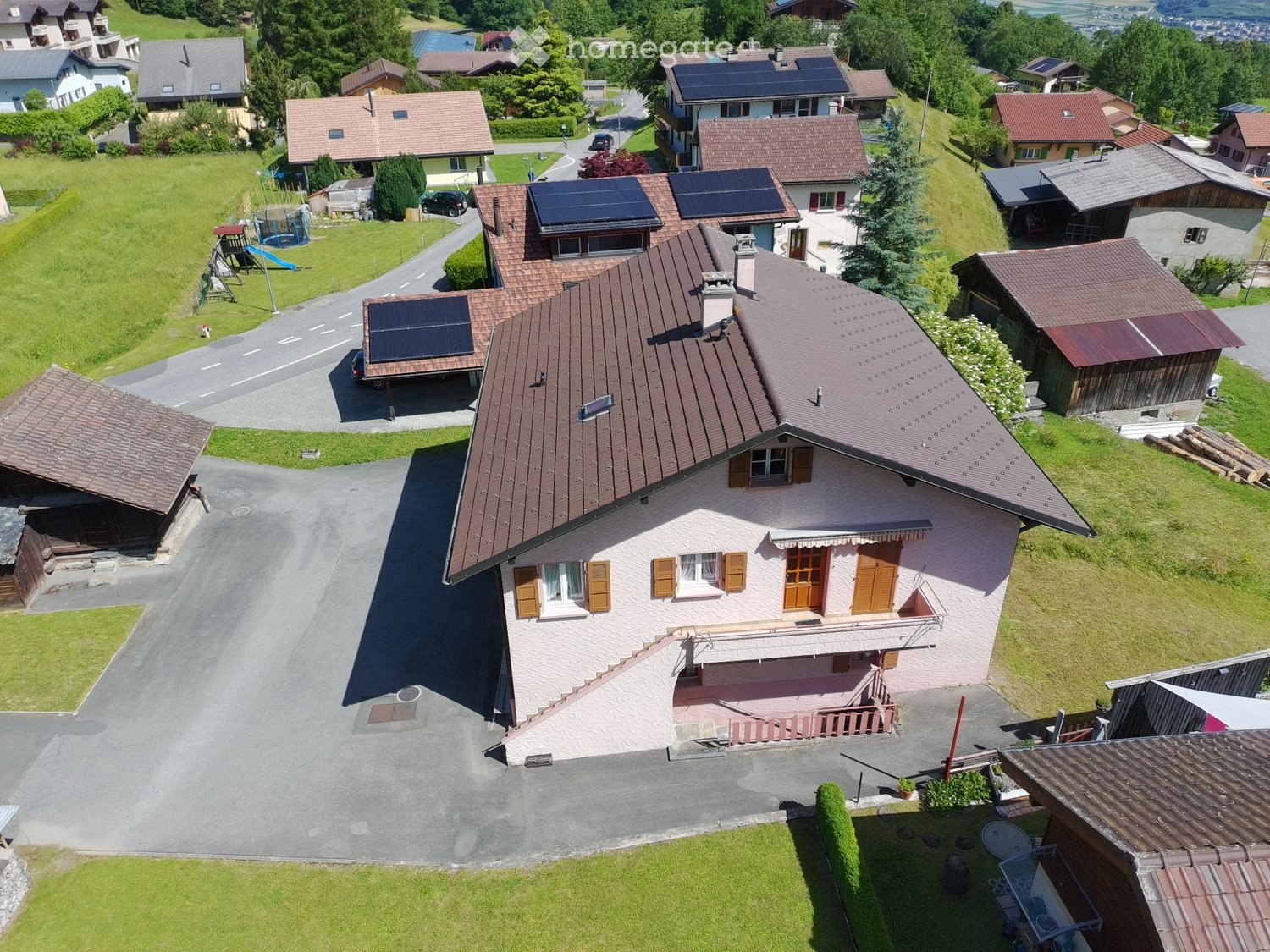 8 rooms single house