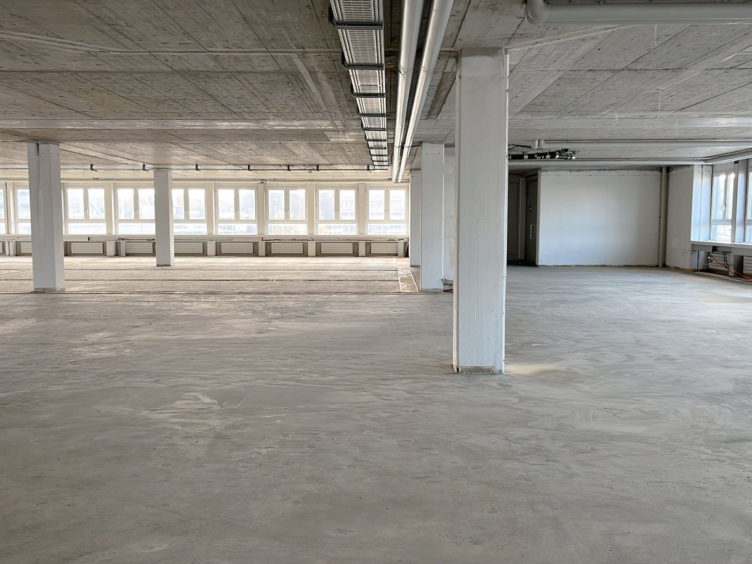 765m² ufficio
