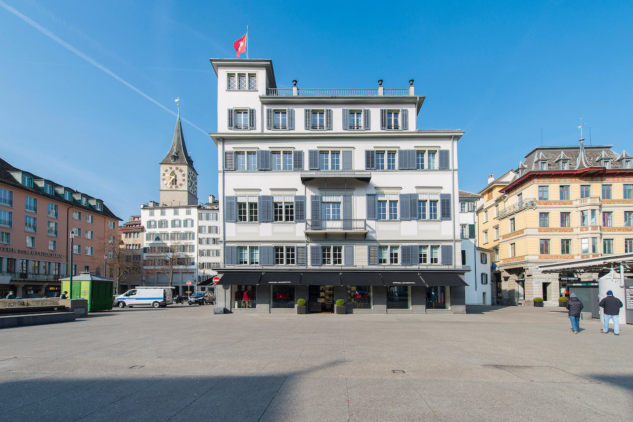 140m² office