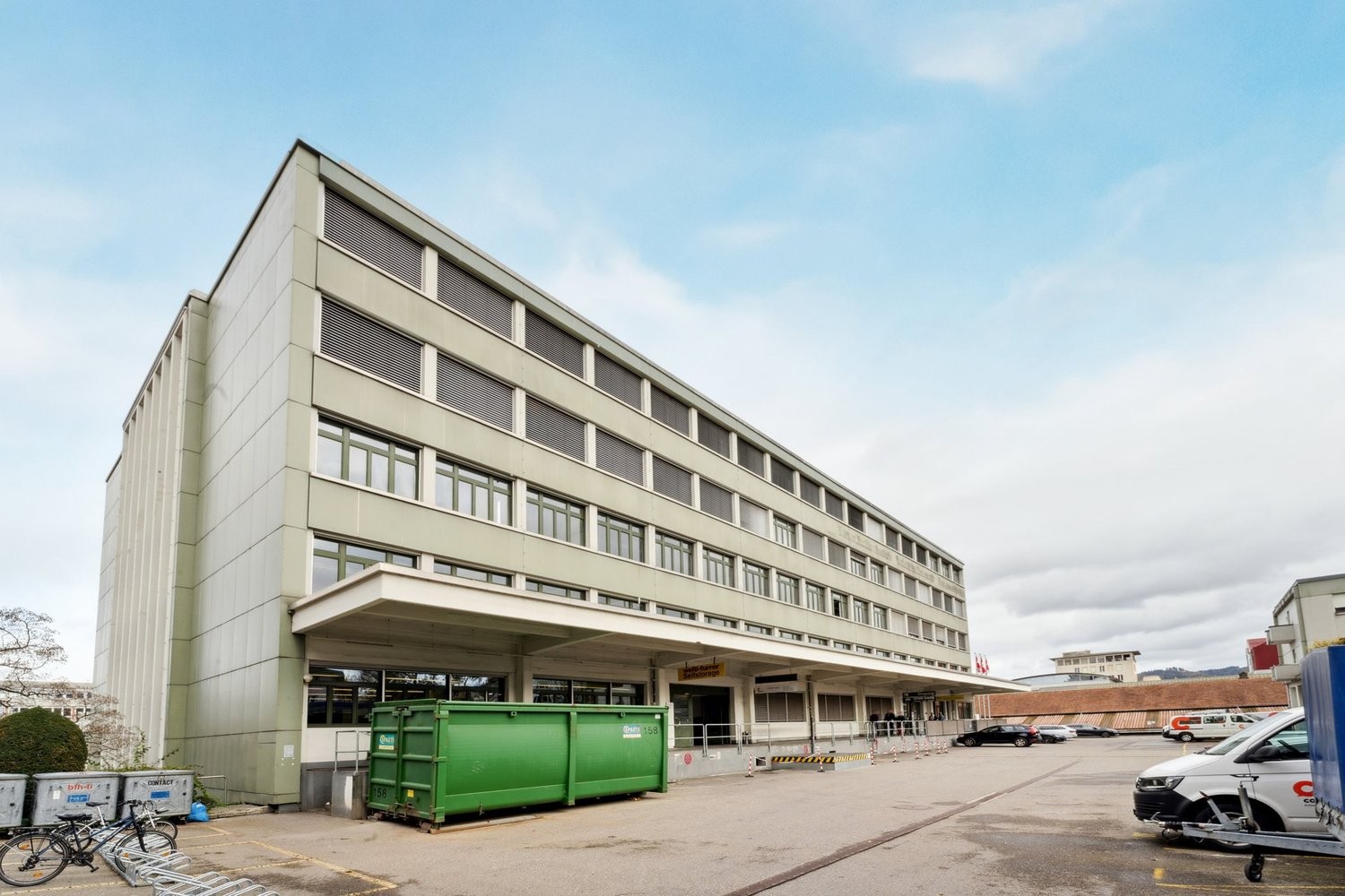 Bureau de 300m²
