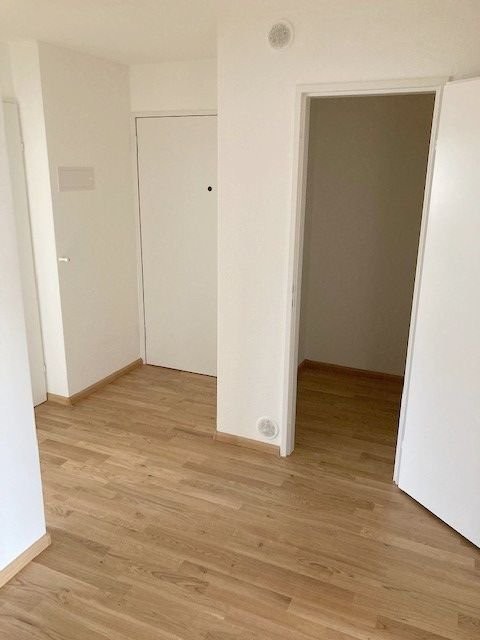 Appartamento di 4 locali, foto 2 di 6