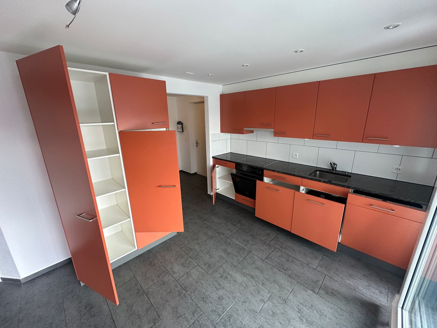 Appartamento di 3 ½ locali, foto 1 di 6
