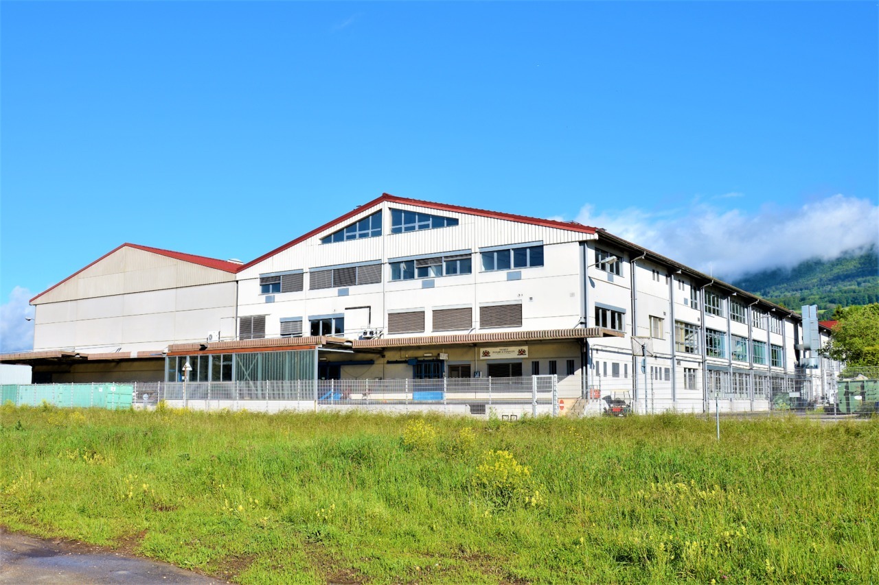27715m² oggetto industriale