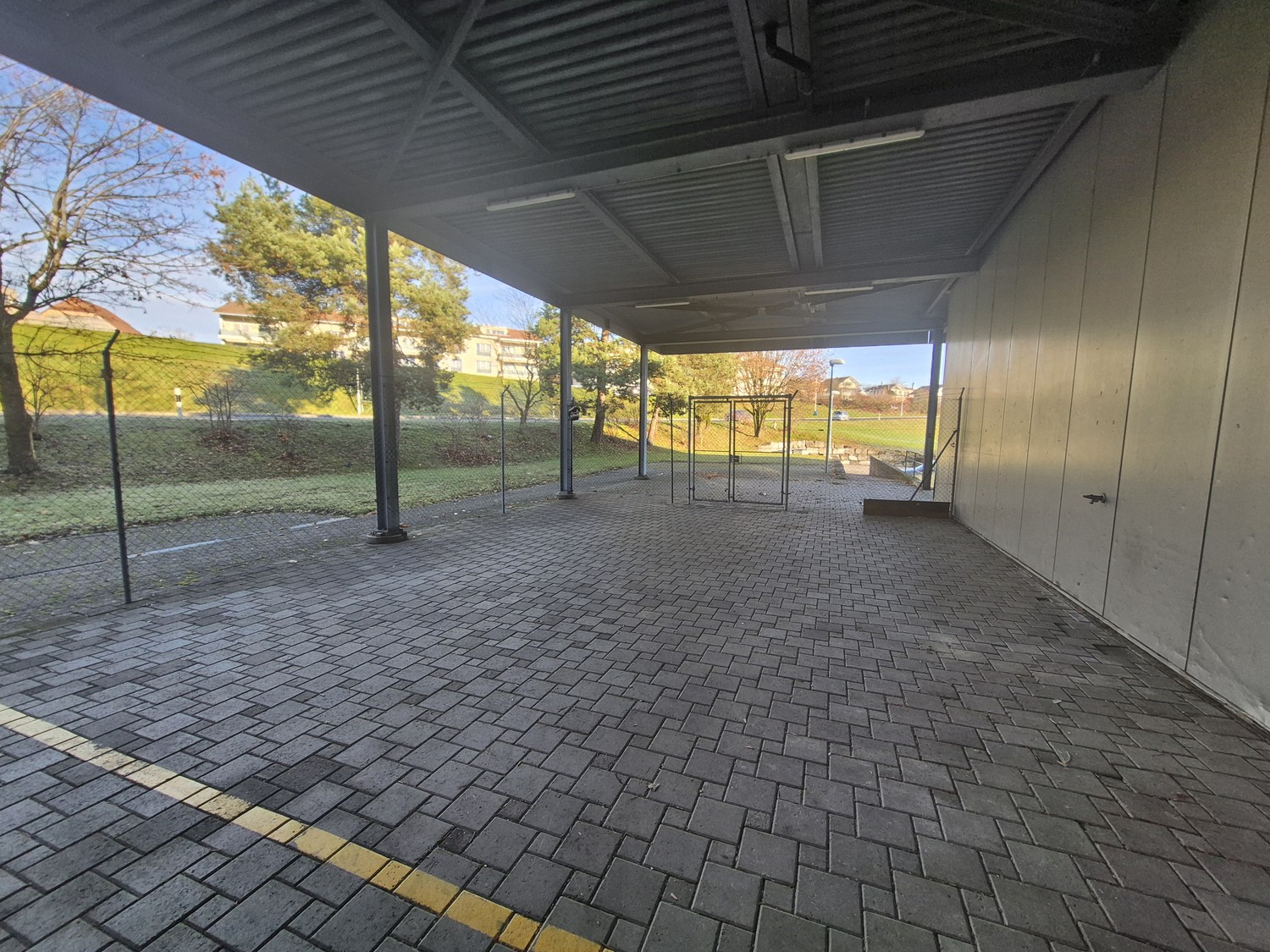 2486m² commerciale