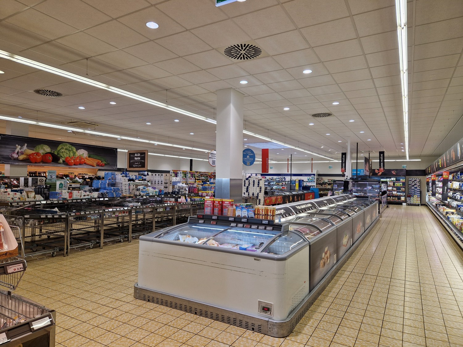 2486m² commerciale