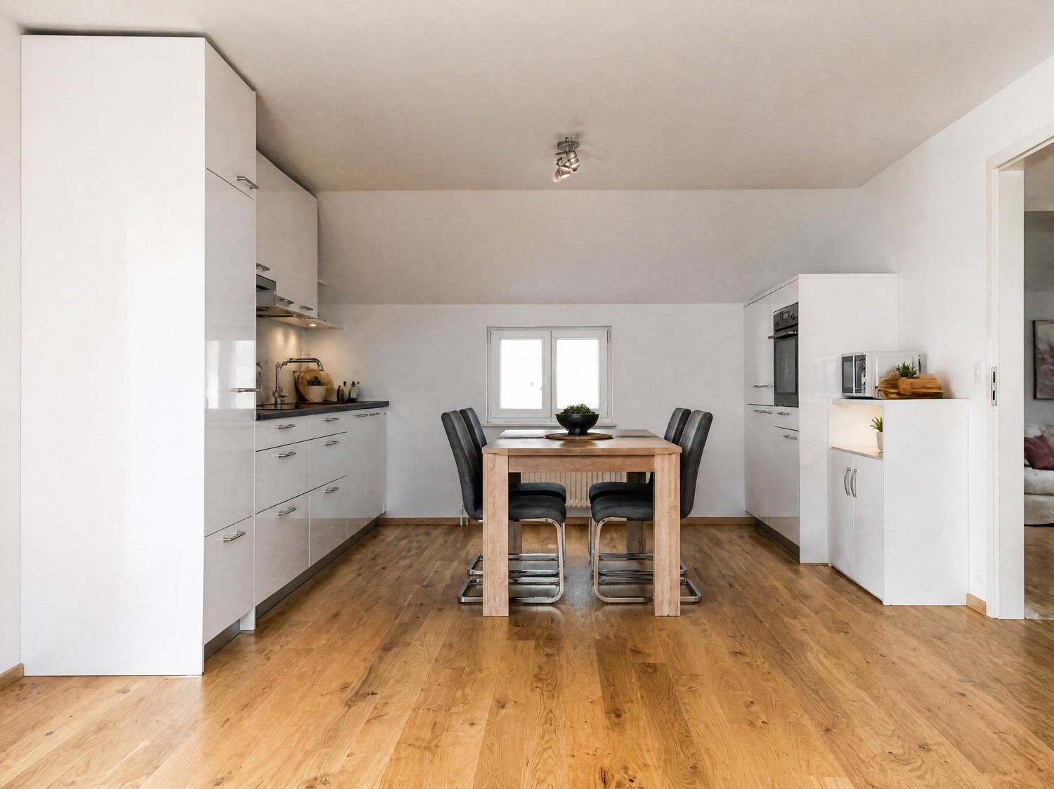 Appartamento di 3 ½ locali, foto 3 di 10