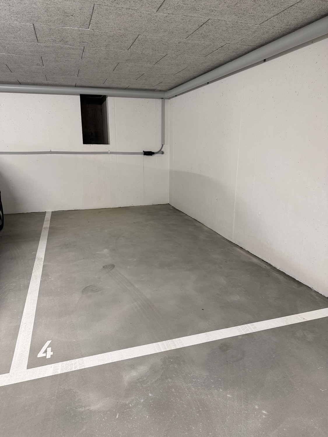 Posto auto sotterraneo di 12-14m²