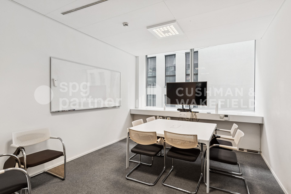 650m² ufficio, foto 10 di 10