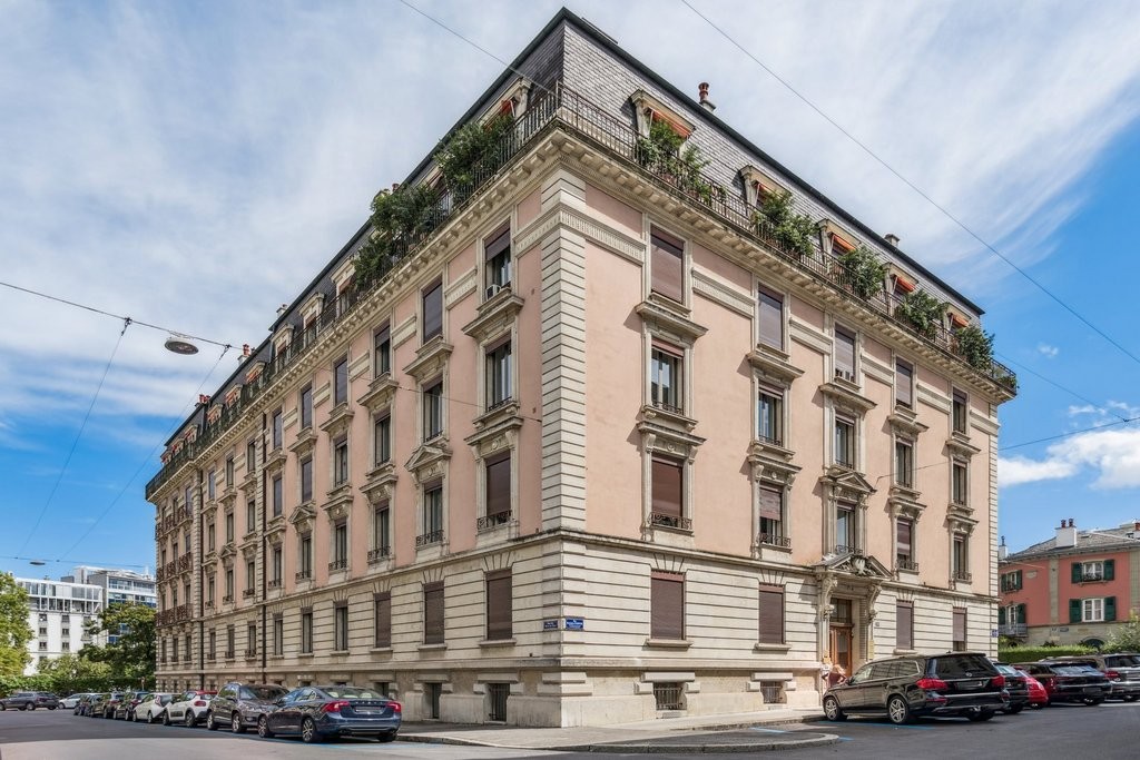Appartamento di 8 locali, foto 2 di 10