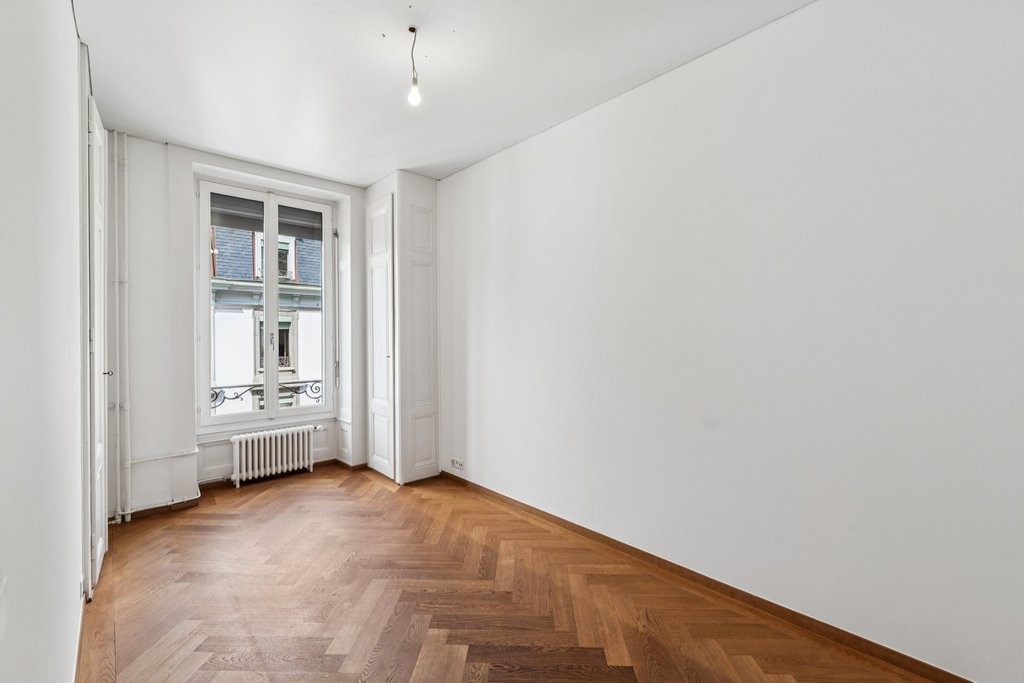 Appartamento di 8 locali, foto 7 di 10