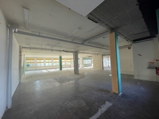 Negozio di 345m²