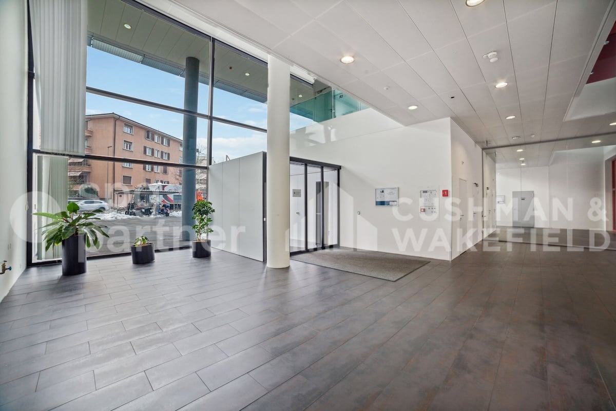 1070m² ufficio