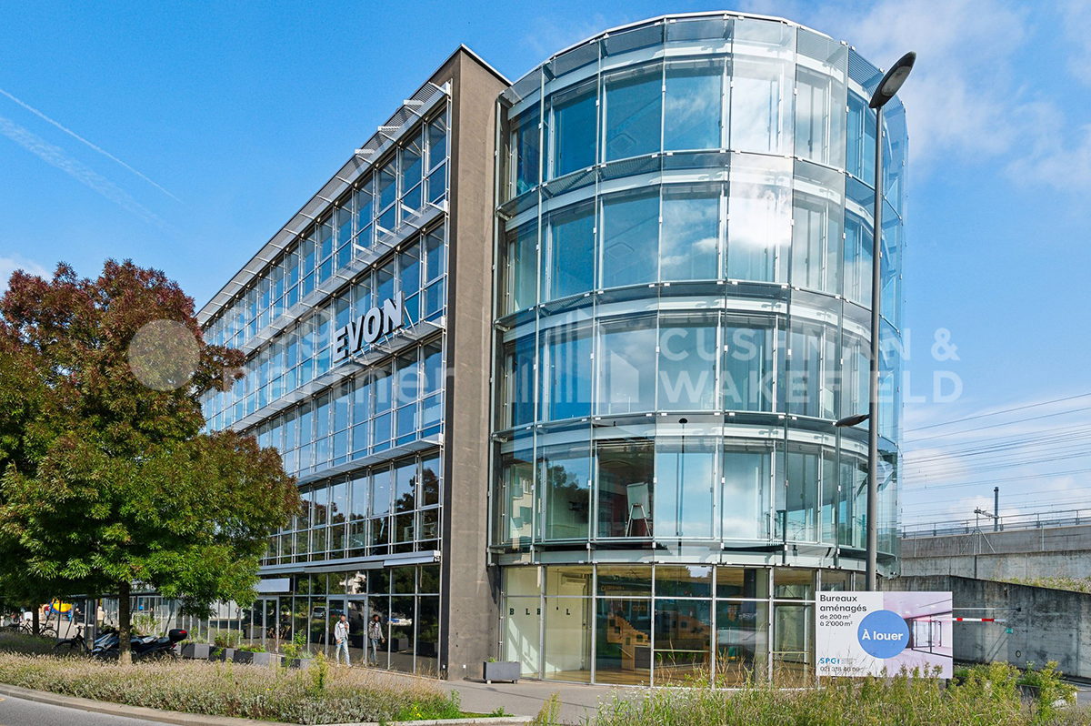 1070m² ufficio