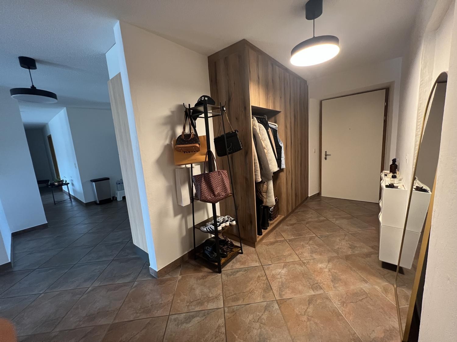 Appartamento di 2 ½ locali, foto 3 di 6