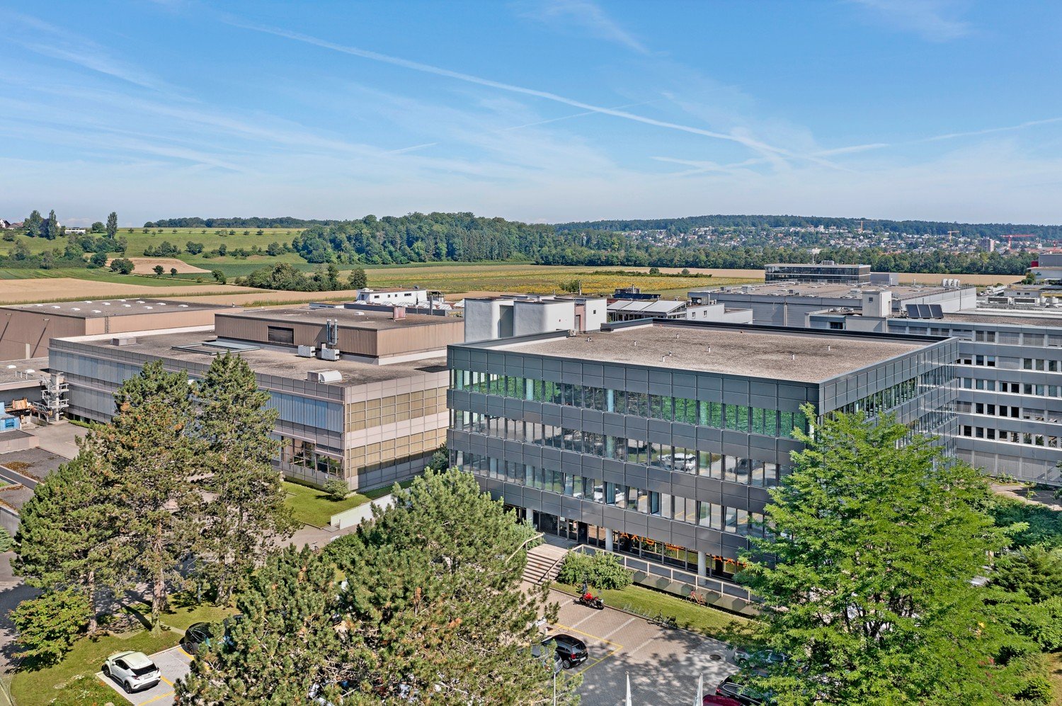 100m² commerciale