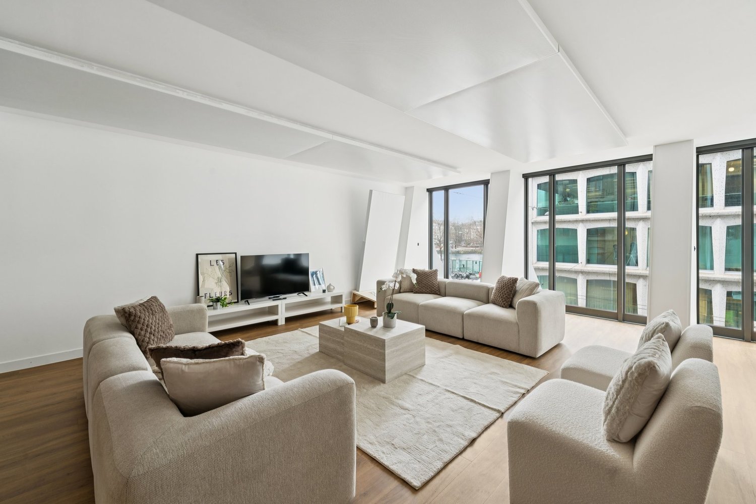 452m² ufficio, foto 6 di 10