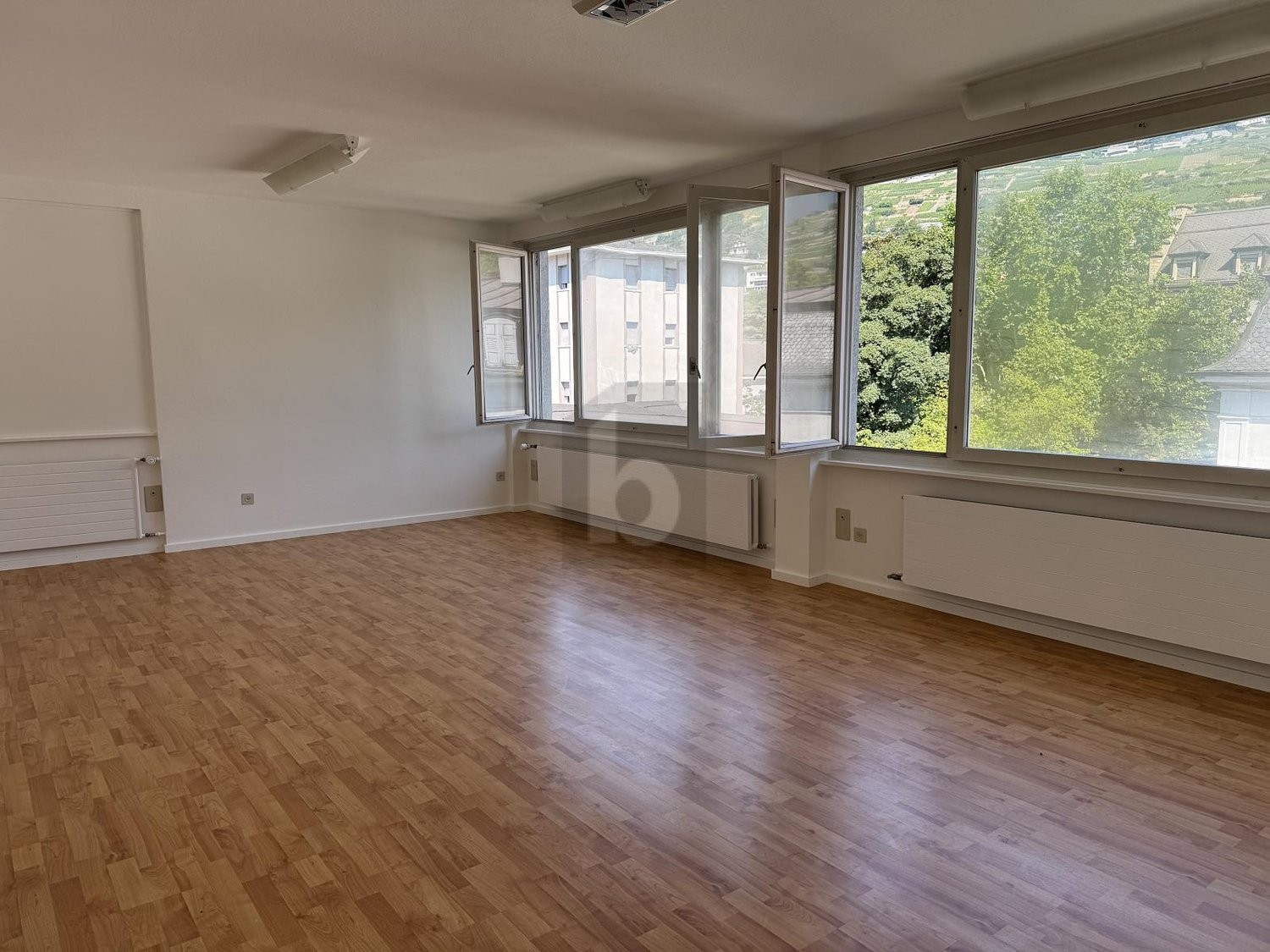 95m² ufficio