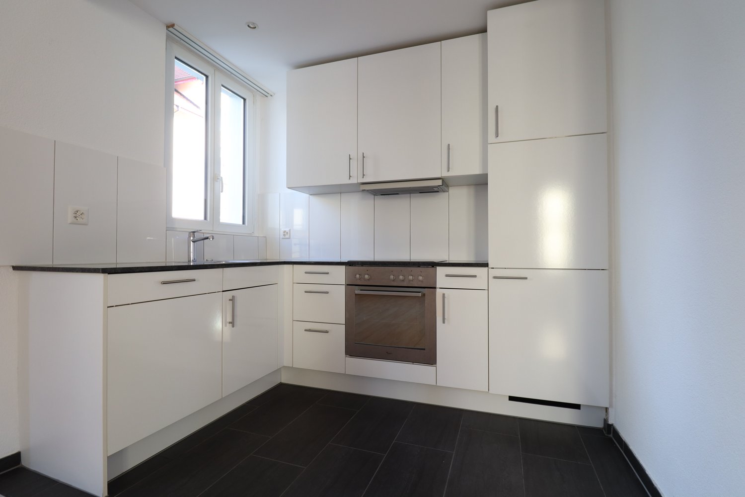 Appartamento di 2 ½ locali, foto 2 di 6