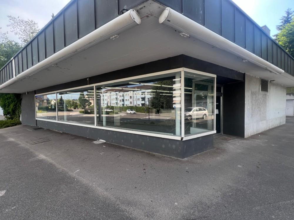 400m² negozio