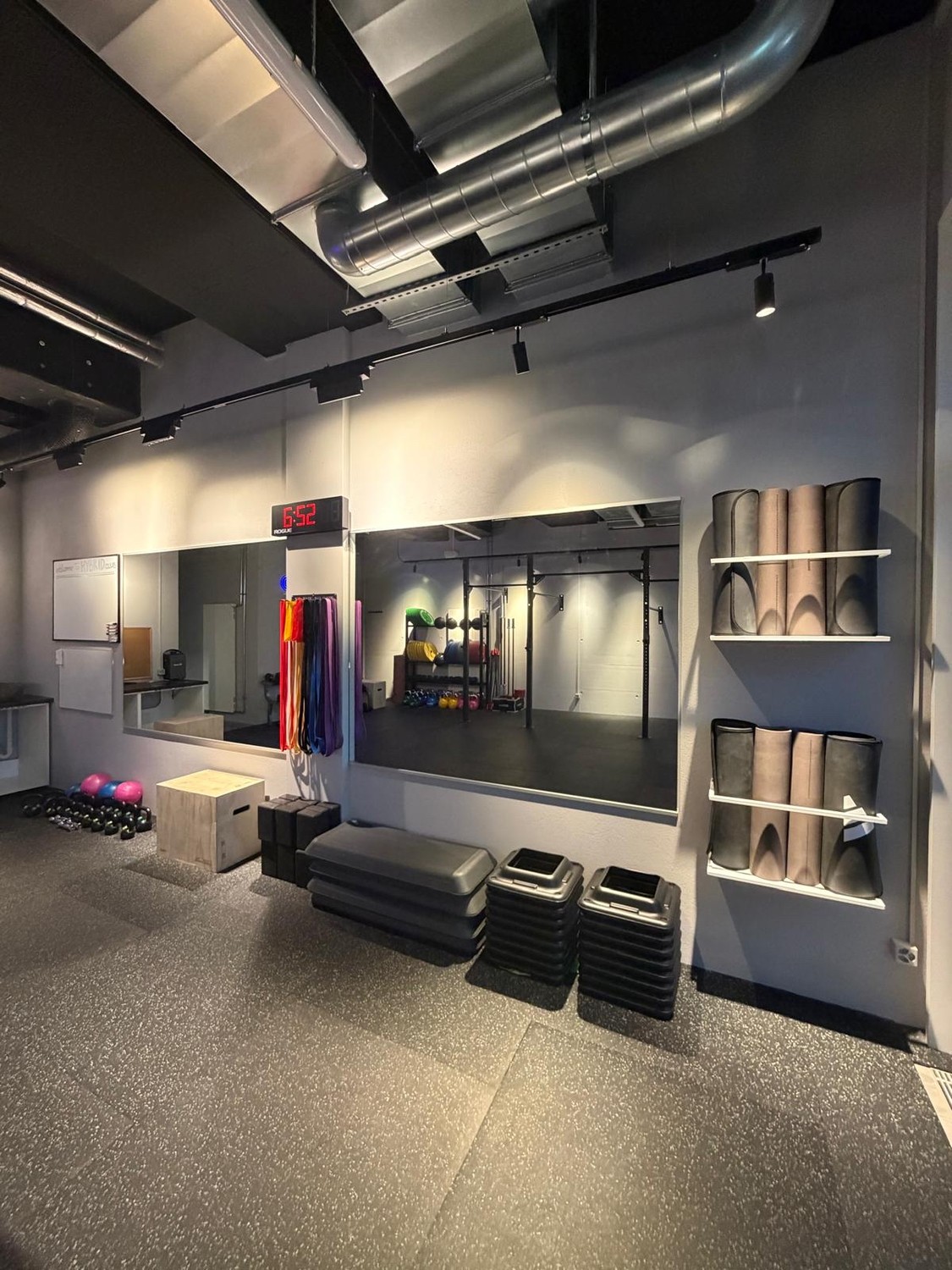 Spazio commerciale di 40m², foto 2 di 3