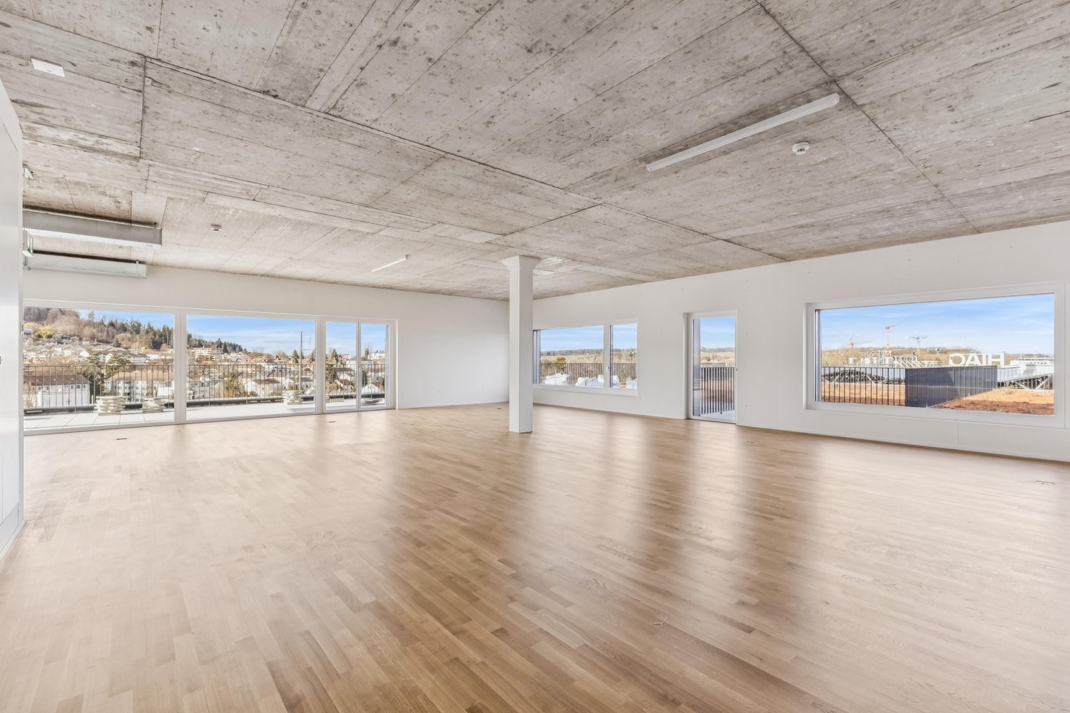 136m² ufficio