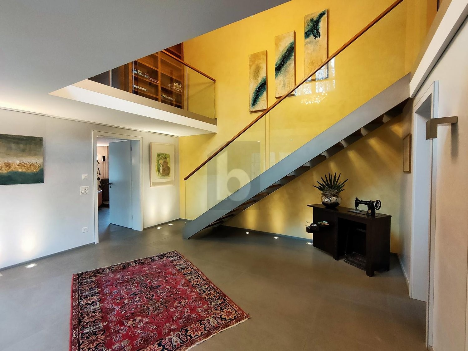 Casa duplex di 3 ½ locali, foto 2 di 4