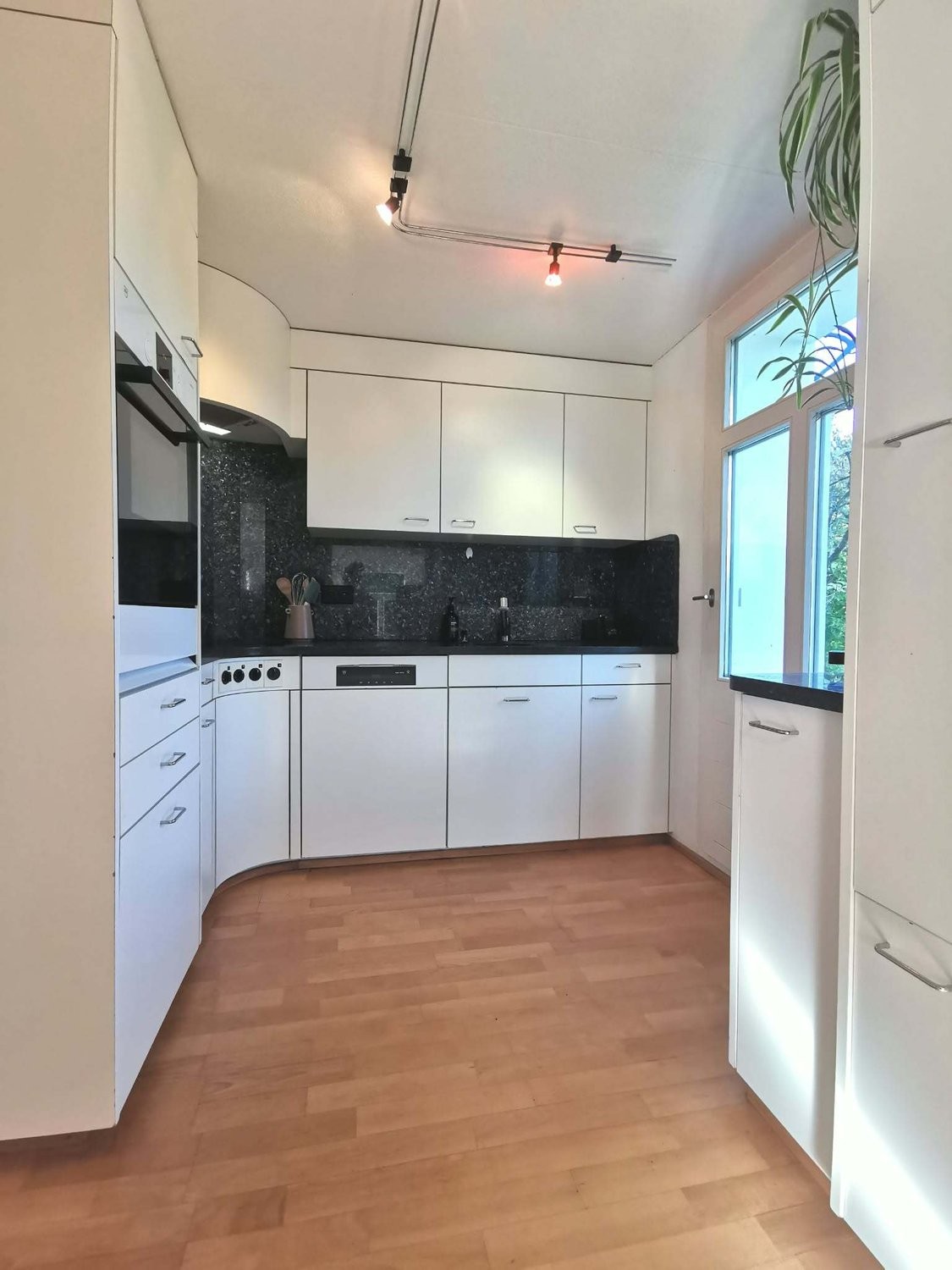 Appartamento arredato di 7 ½ locali, foto 4 di 10