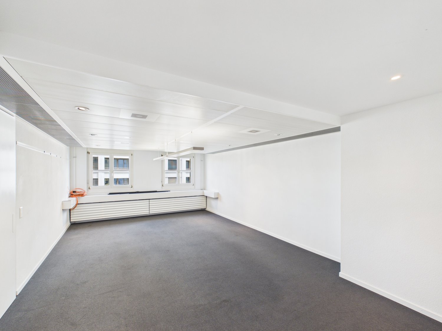 534m² ufficio