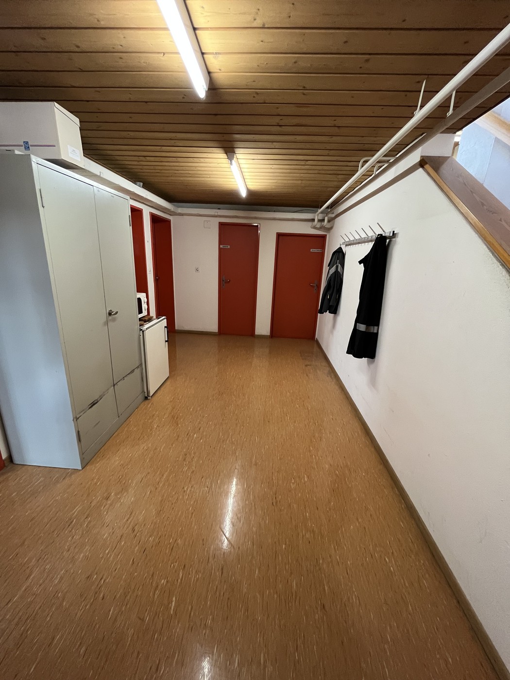 300m² commercial