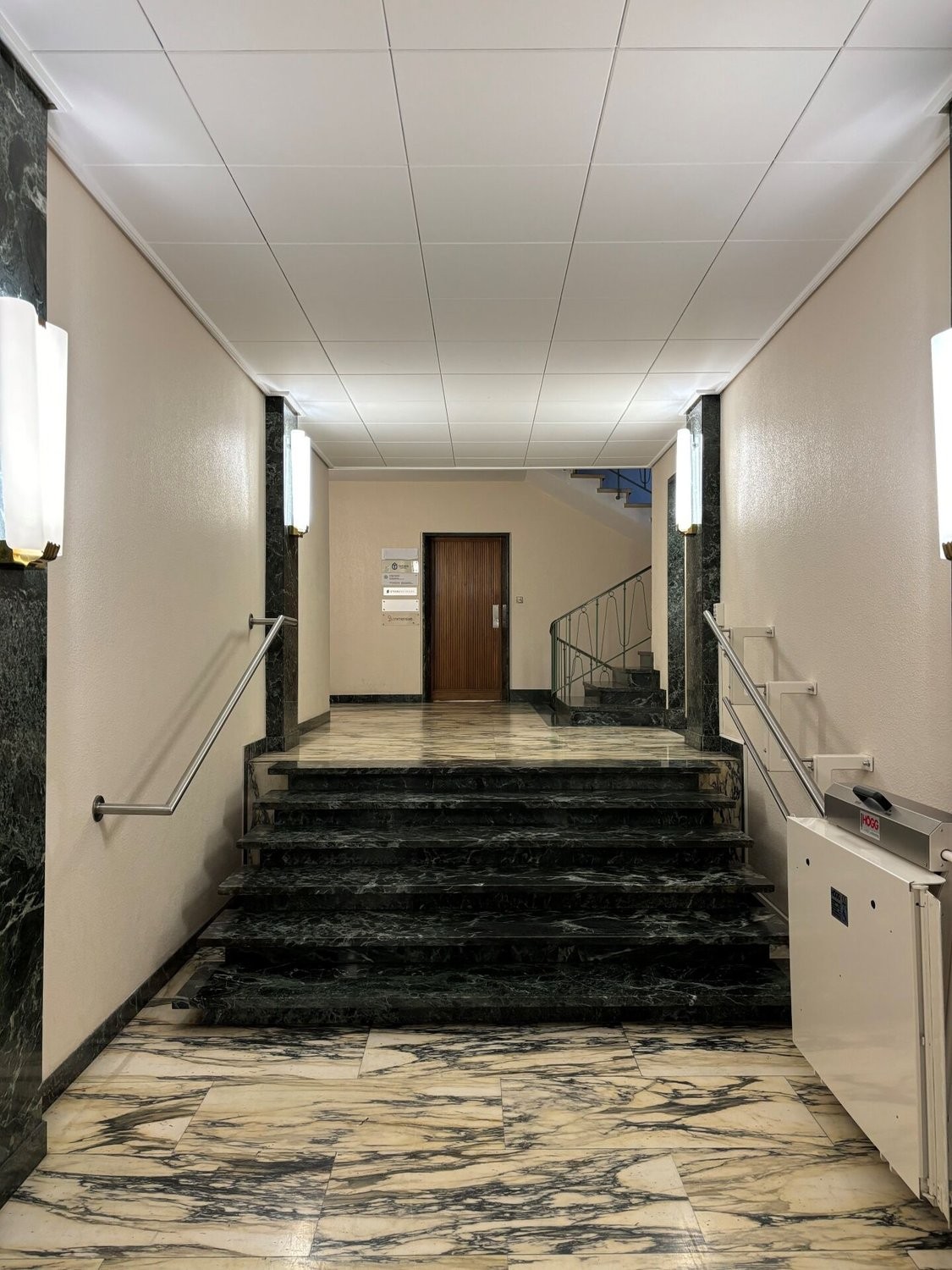 238m² ufficio, foto 8 di 9