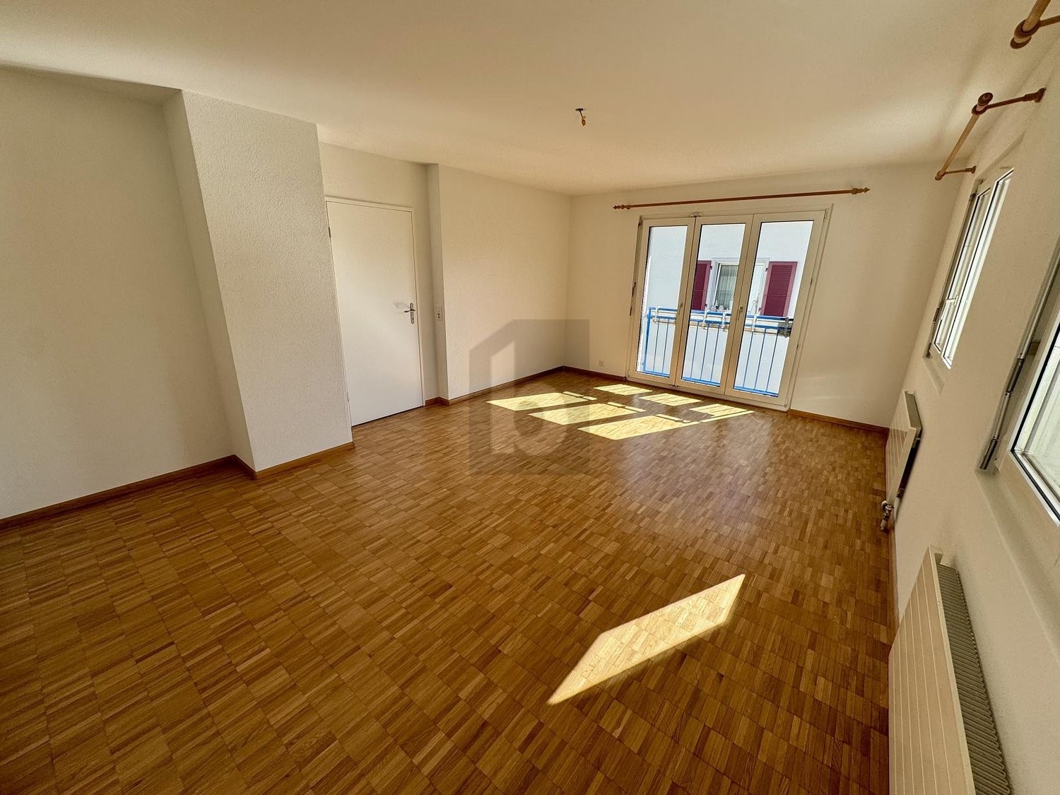 Casa unifamiliare con 6 ½ locali, foto 4 di 4