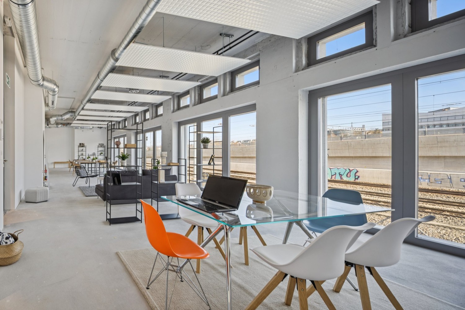 negozio di 103m²