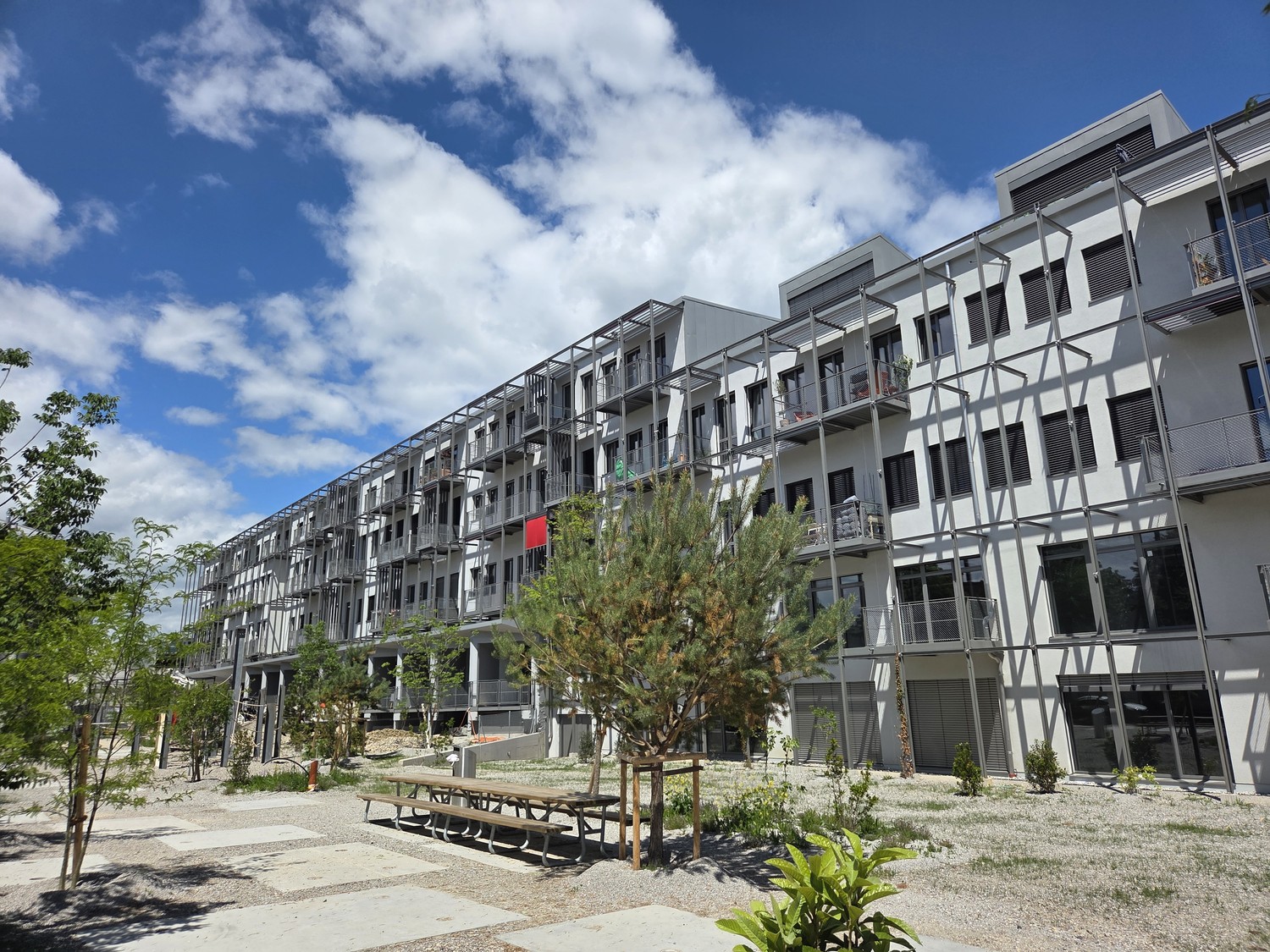 negozio di 103m²