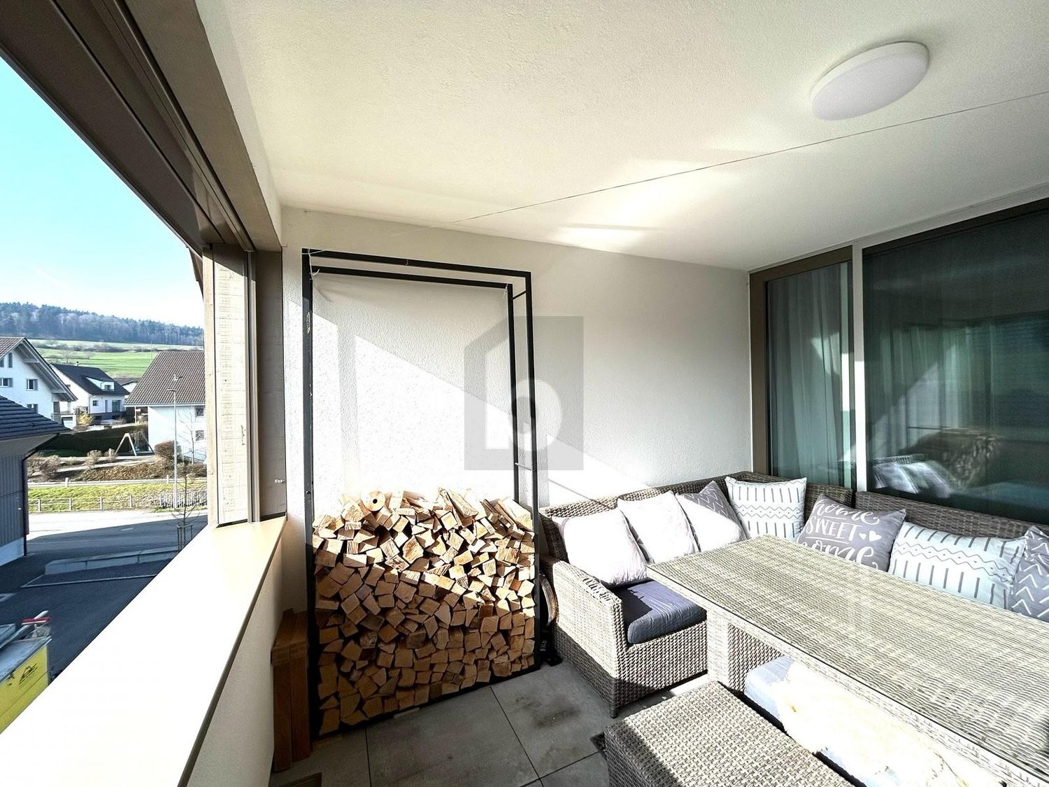 Attico di 3 ½ locali, foto 2 di 4