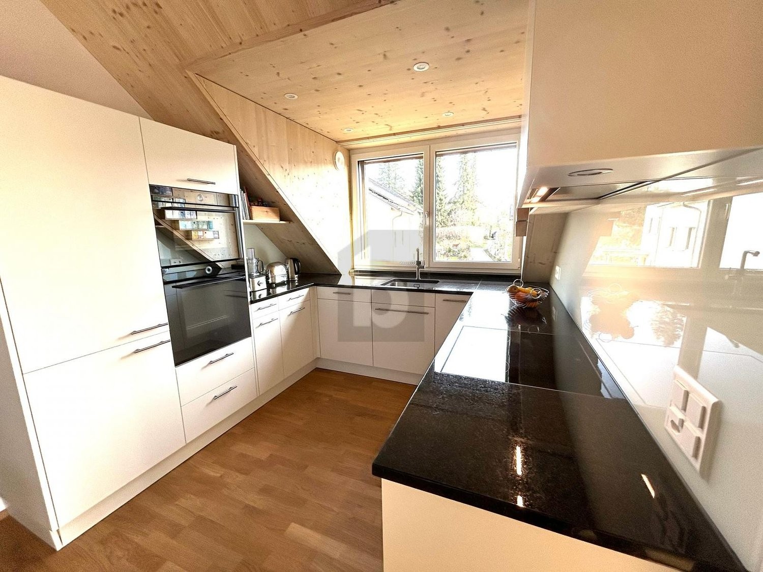 Attico di 3 ½ locali, foto 4 di 4