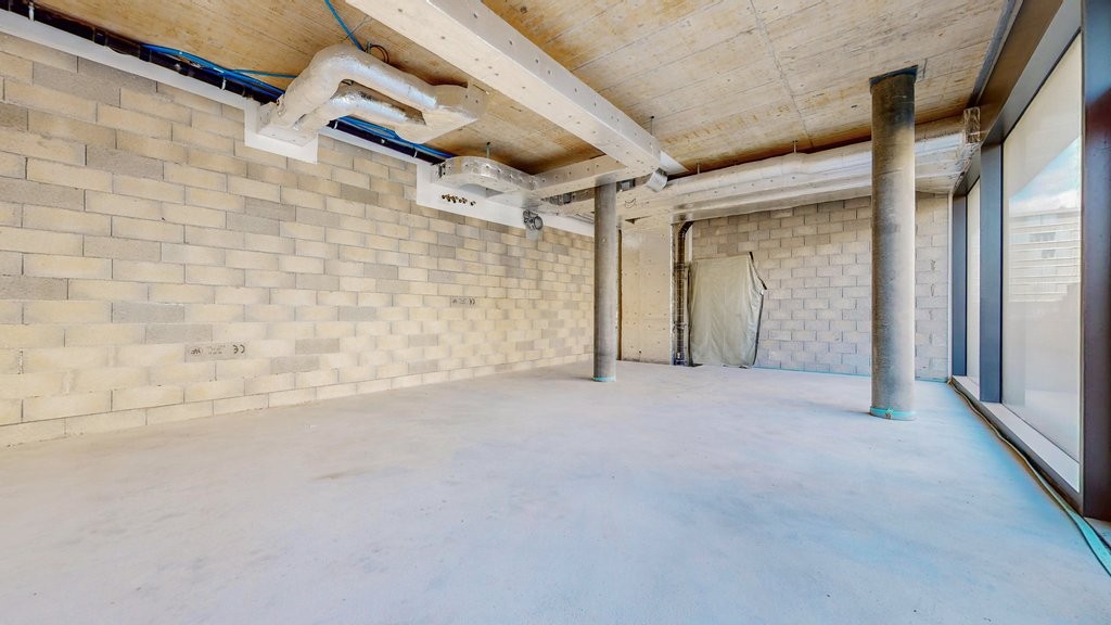 negozio di 100m²