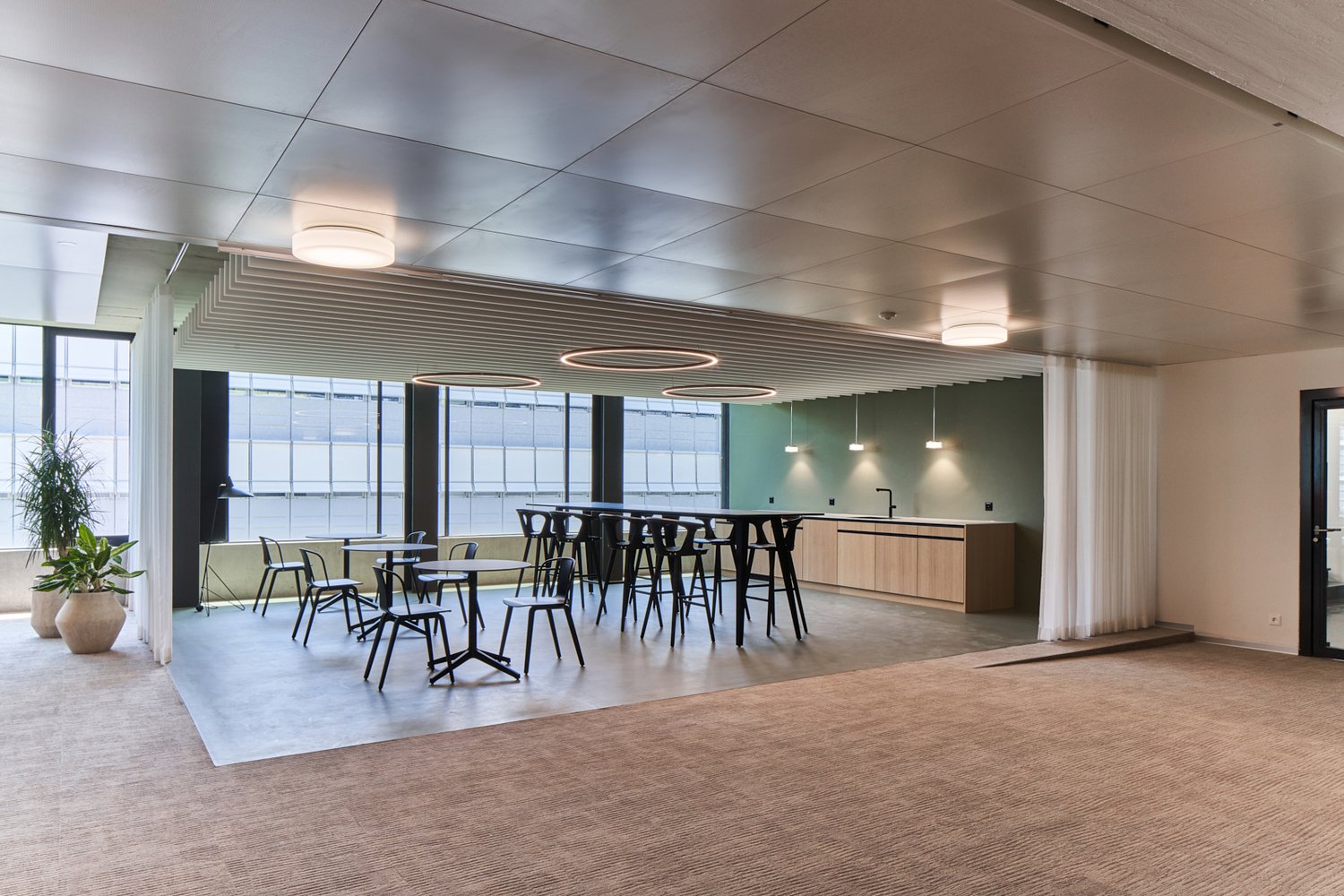 940m² ufficio