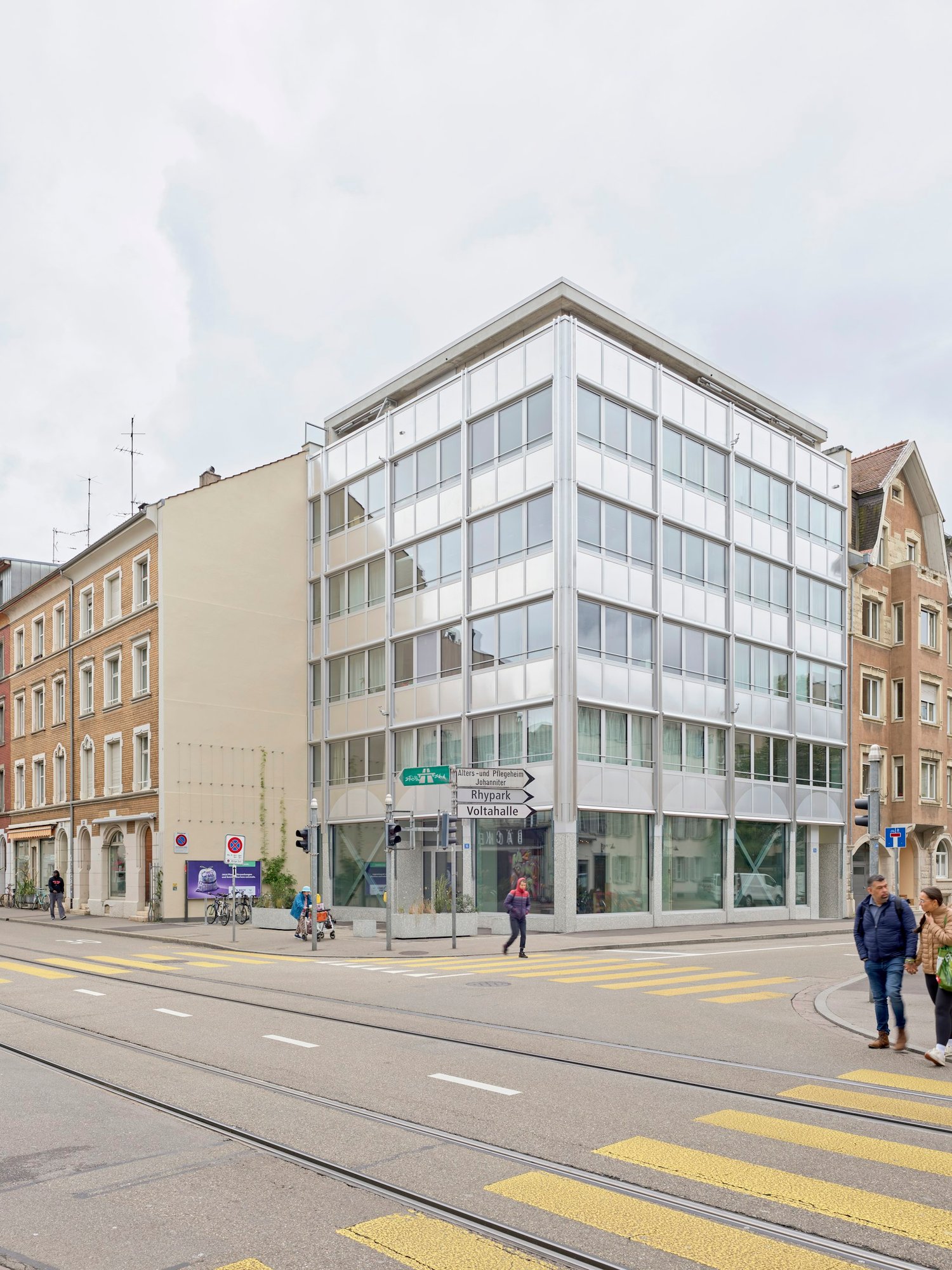 204m² commerciale
