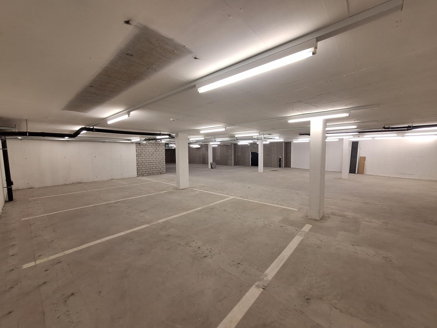 308m² locale magazzino