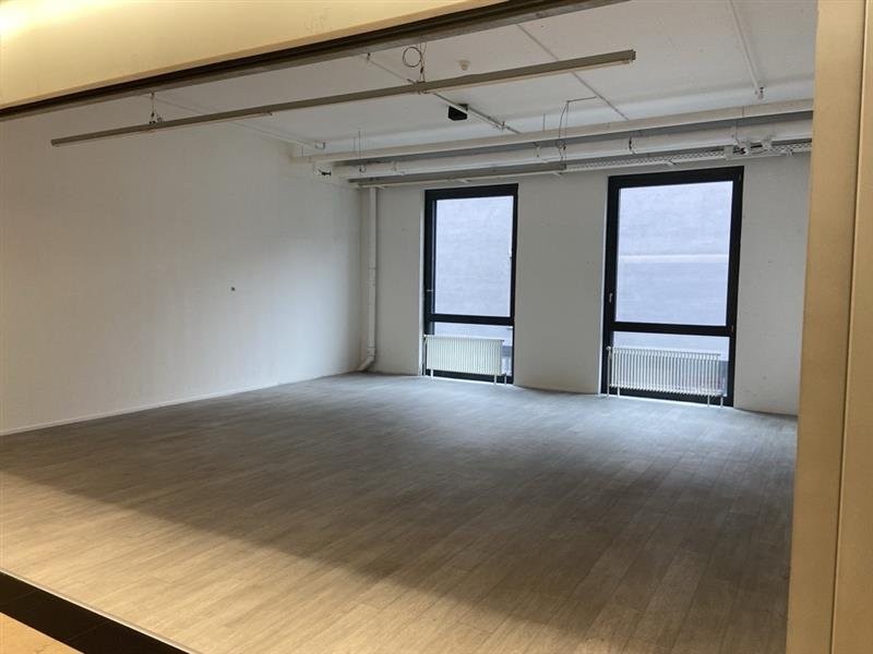 negozio di 58m²