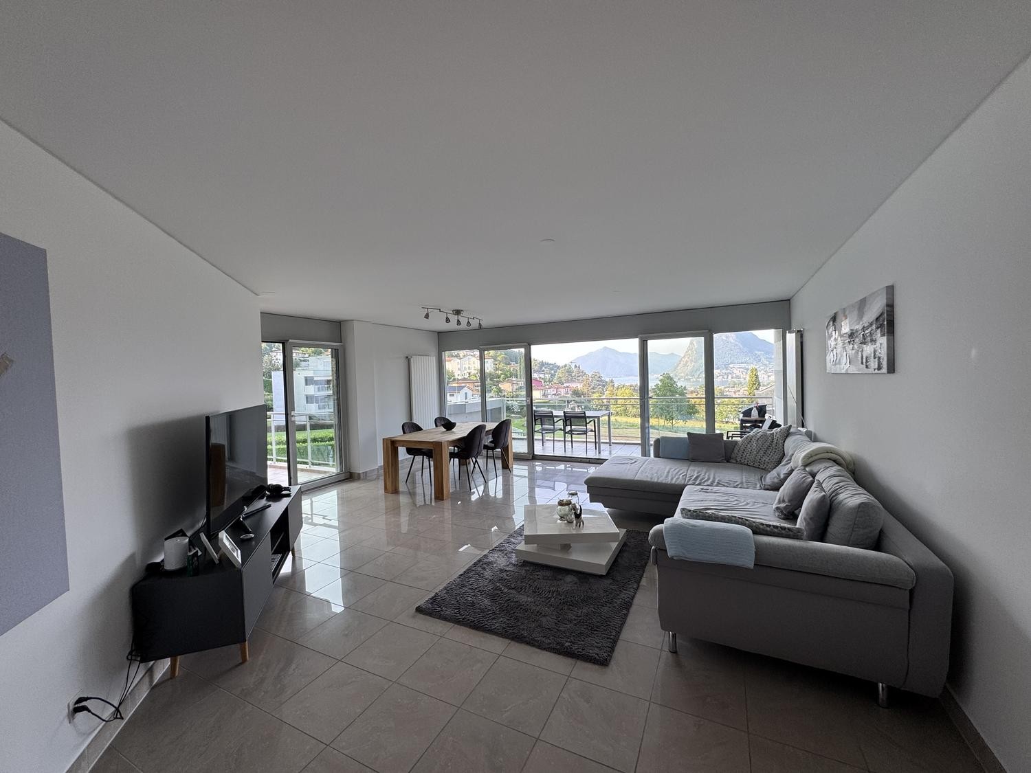 Appartamento di 2 ½ locali, foto 1 di 5