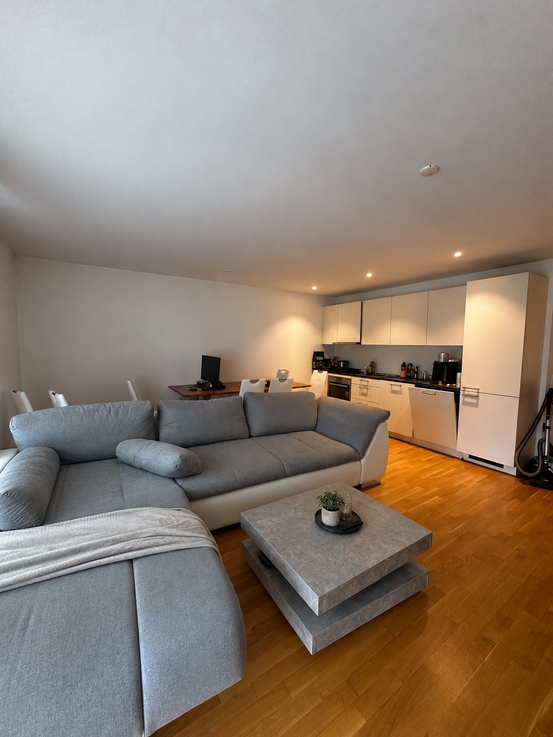 Appartamento di 2 ½ locali, foto 1 di 4