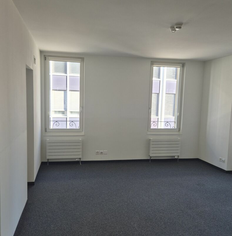 1306m² ufficio