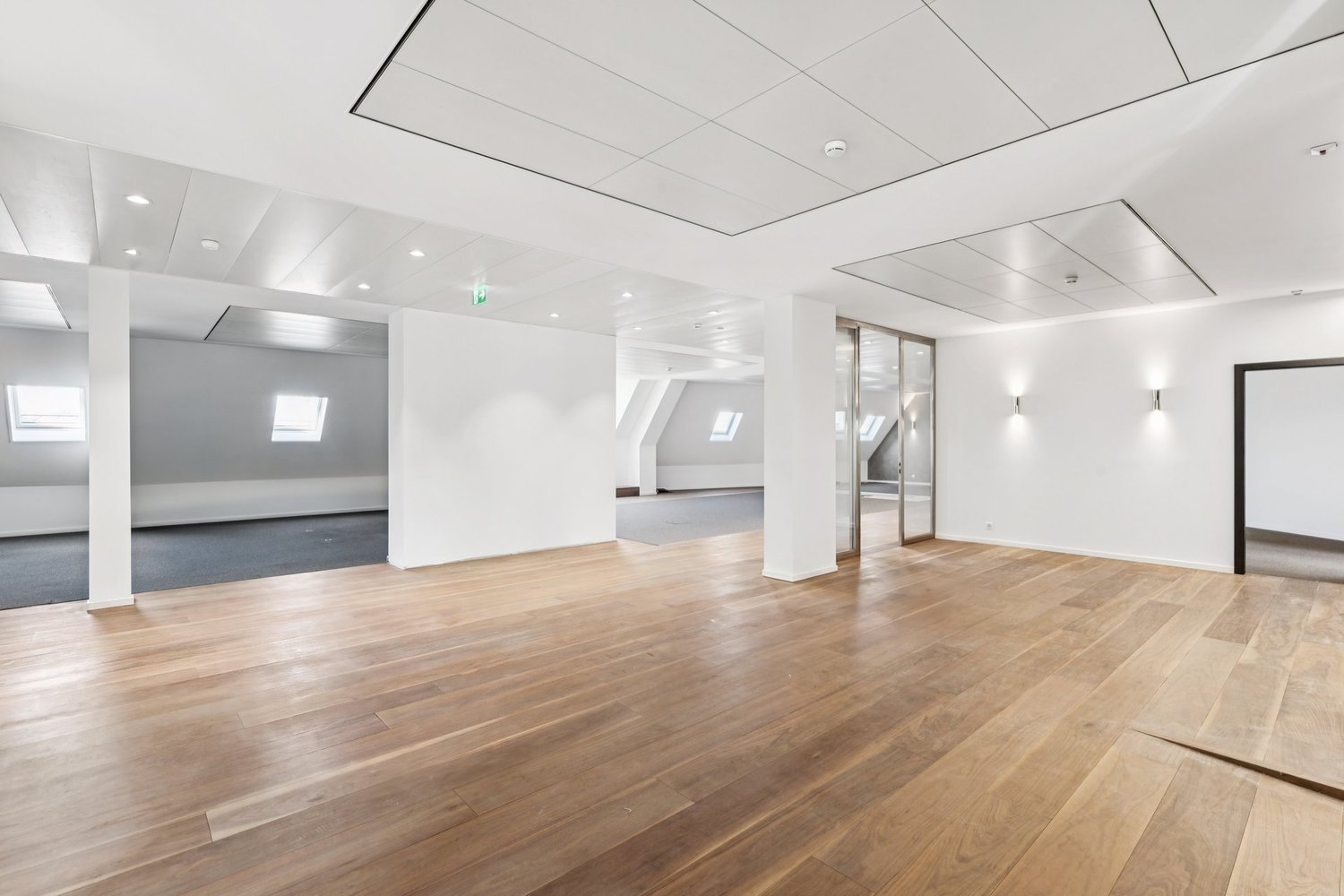 337m² ufficio, foto 4 di 9