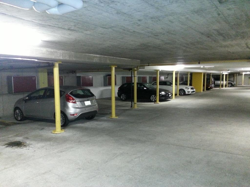 Posto auto interrato