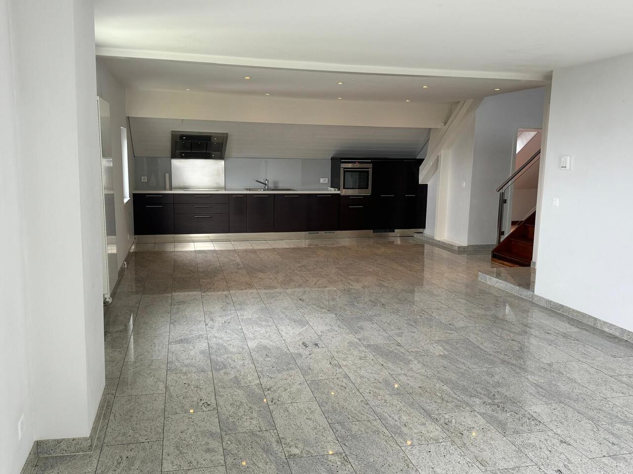 appartamento di 3 locali, foto 4 di 9